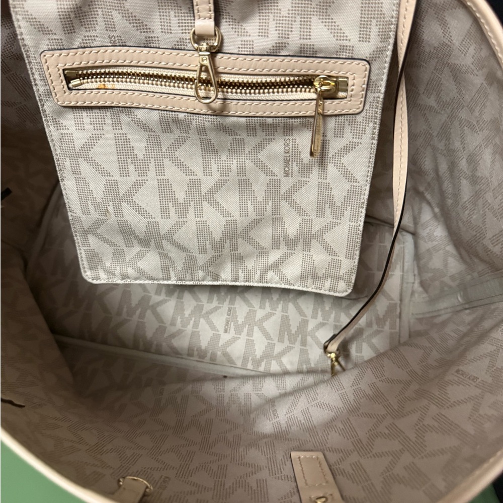 Michael Kors Beige Tote Bag